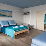 La Terrazza Sul Mare Modern Апартаменты *