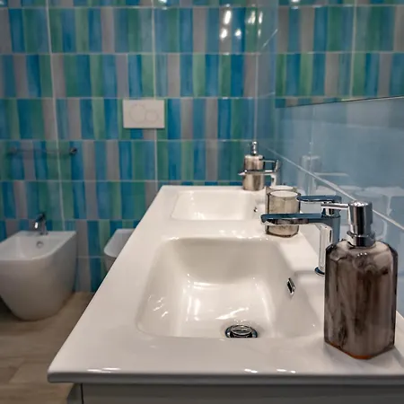 La Terrazza Sul Mare Modern * アーチ・カステッロ