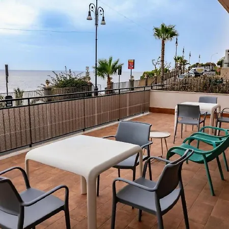 아파트 La Terrazza Sul Mare Modern 아치카스텔로