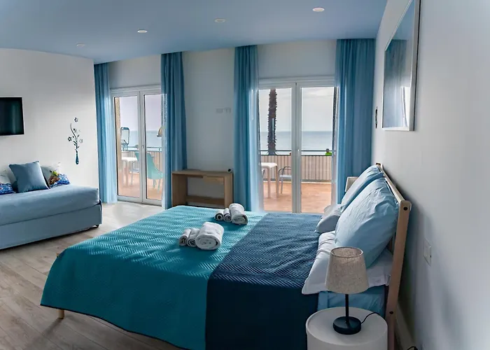 La Terrazza Sul Mare Modern 아파트