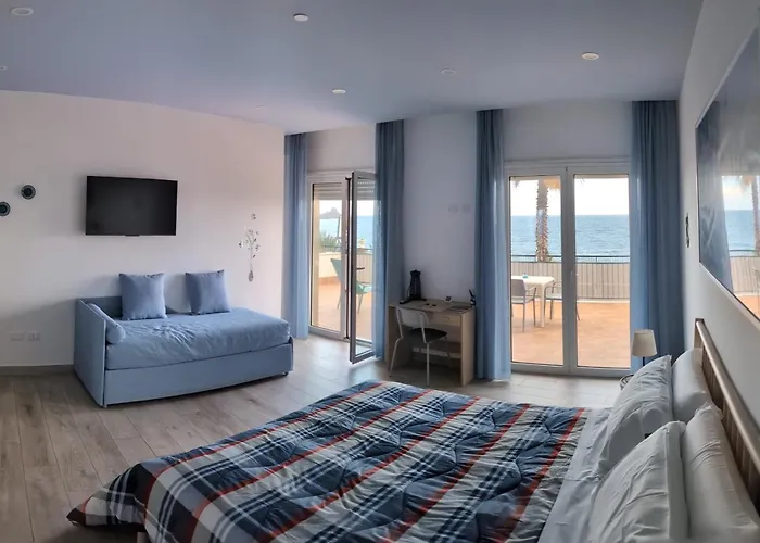 La Terrazza Sul Mare Modern 아파트 아치카스텔로